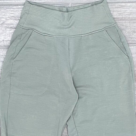 Athleta Coaster Luxe High Rise Ultra-Soft Jogger Pants in Light Sage Green Sz XS - Picture 4 of 16